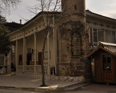 Mahkeme Camii